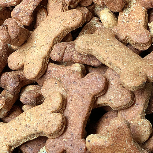 wolf-sobre-maxi-galleta-de-higado-raza-grande